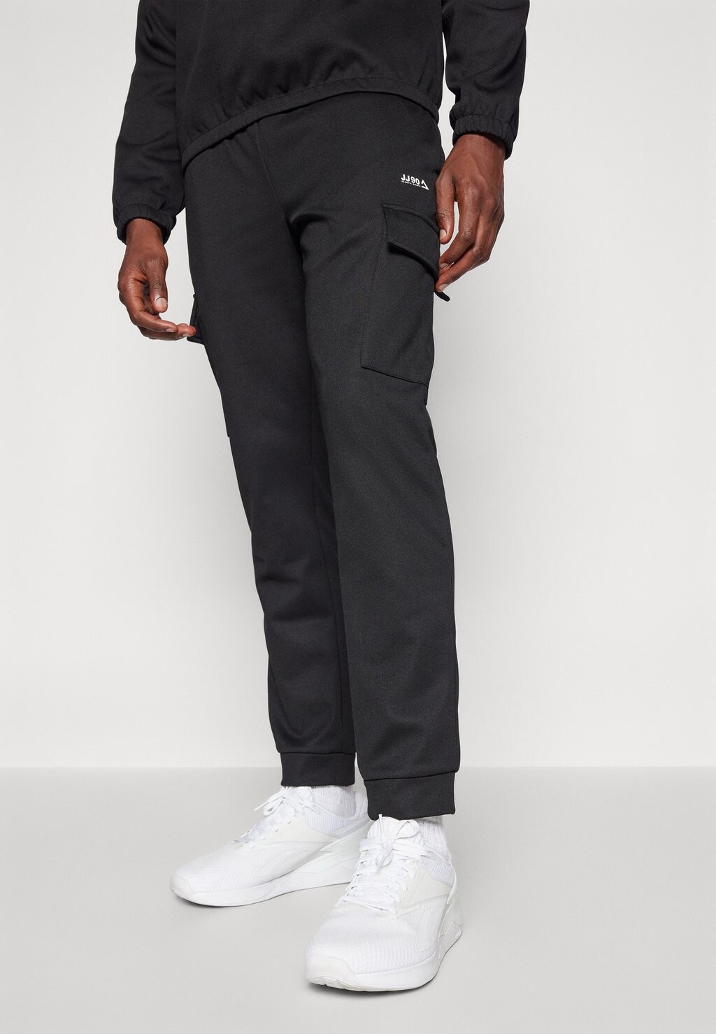 

Тканевые брюки JPSTGORDON JJBASIC ICE CARGO PANTS Jack & Jones, черный
