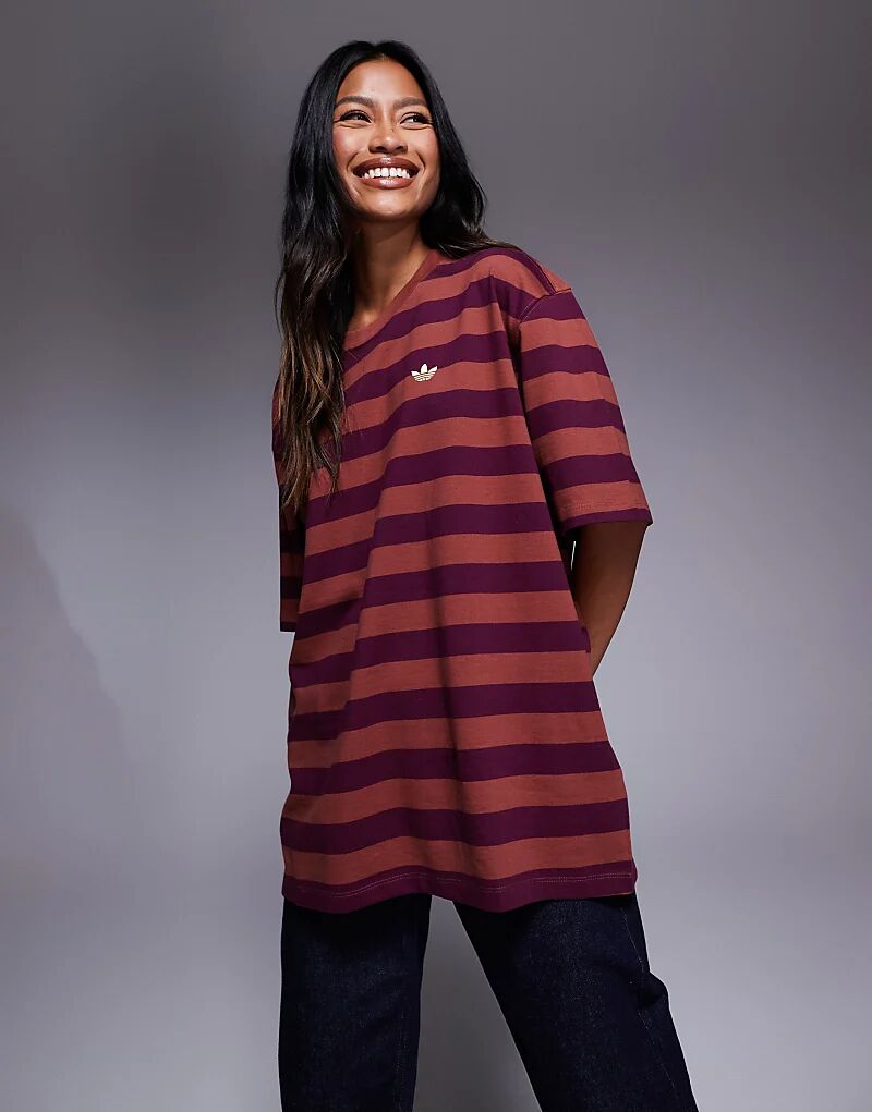 

Футболка Adidas Originals в бордовую полоску