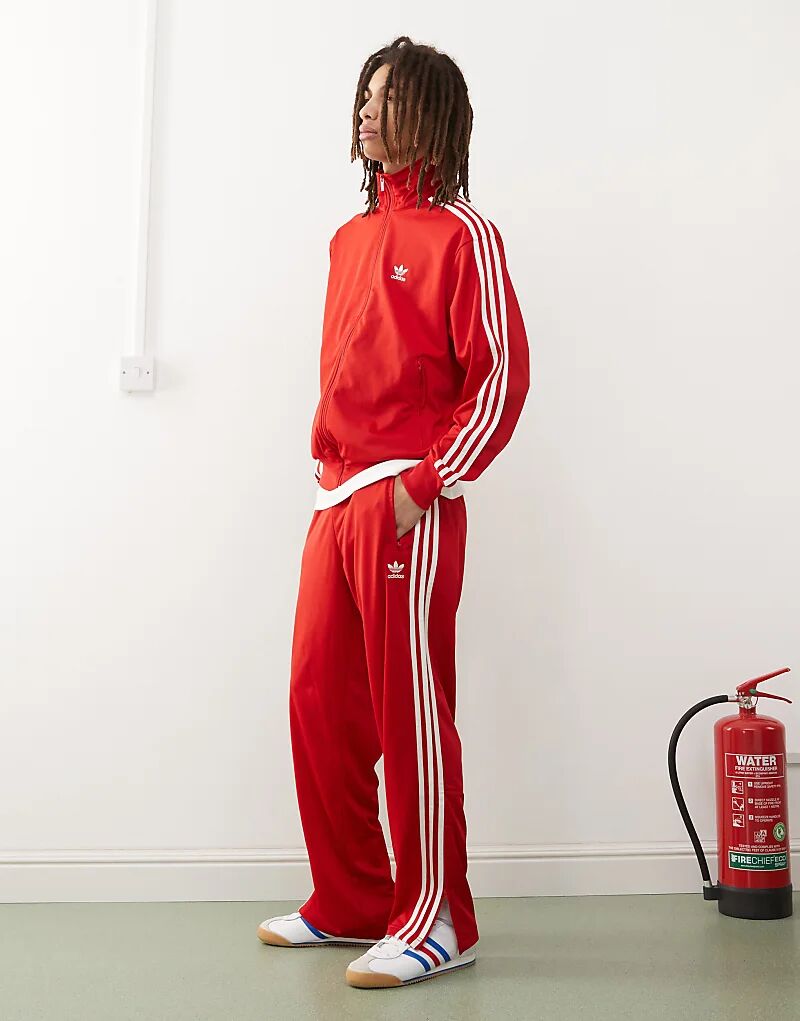 

Спортивные брюки Firebird красного цвета adidas Originals