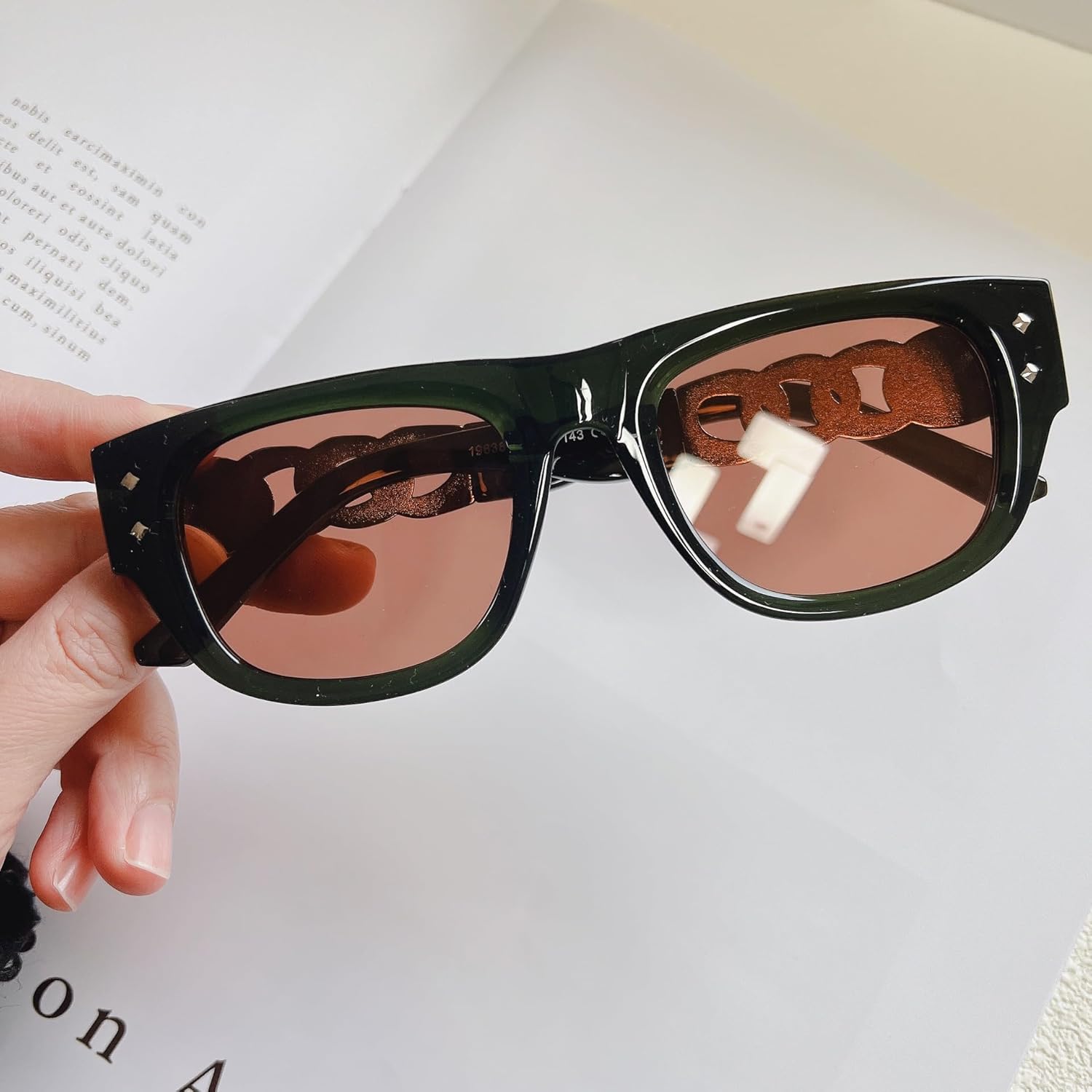 

Женские солнцезащитные очки в стиле ретро «кошачий глаз» с цепочкой, большие модные солнцезащитные очки с защитой от УФ-излучения UV400, стильные квадратные очки bullabulling, Green/Tea