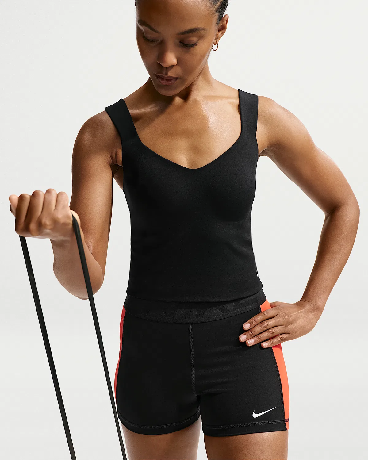 Женский топ-бра Nike Pro Sculpt средней поддержки с поролоном, Black/White — фото 3