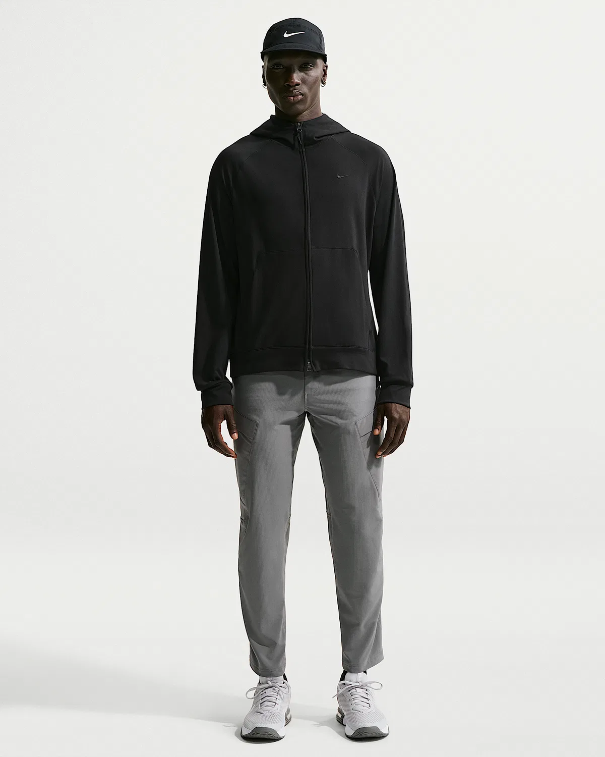 Мужская спортивная куртка Nike Primary NanoKnit Dri-FIT с защитой от ультрафиолета, Black/Black — фото 4