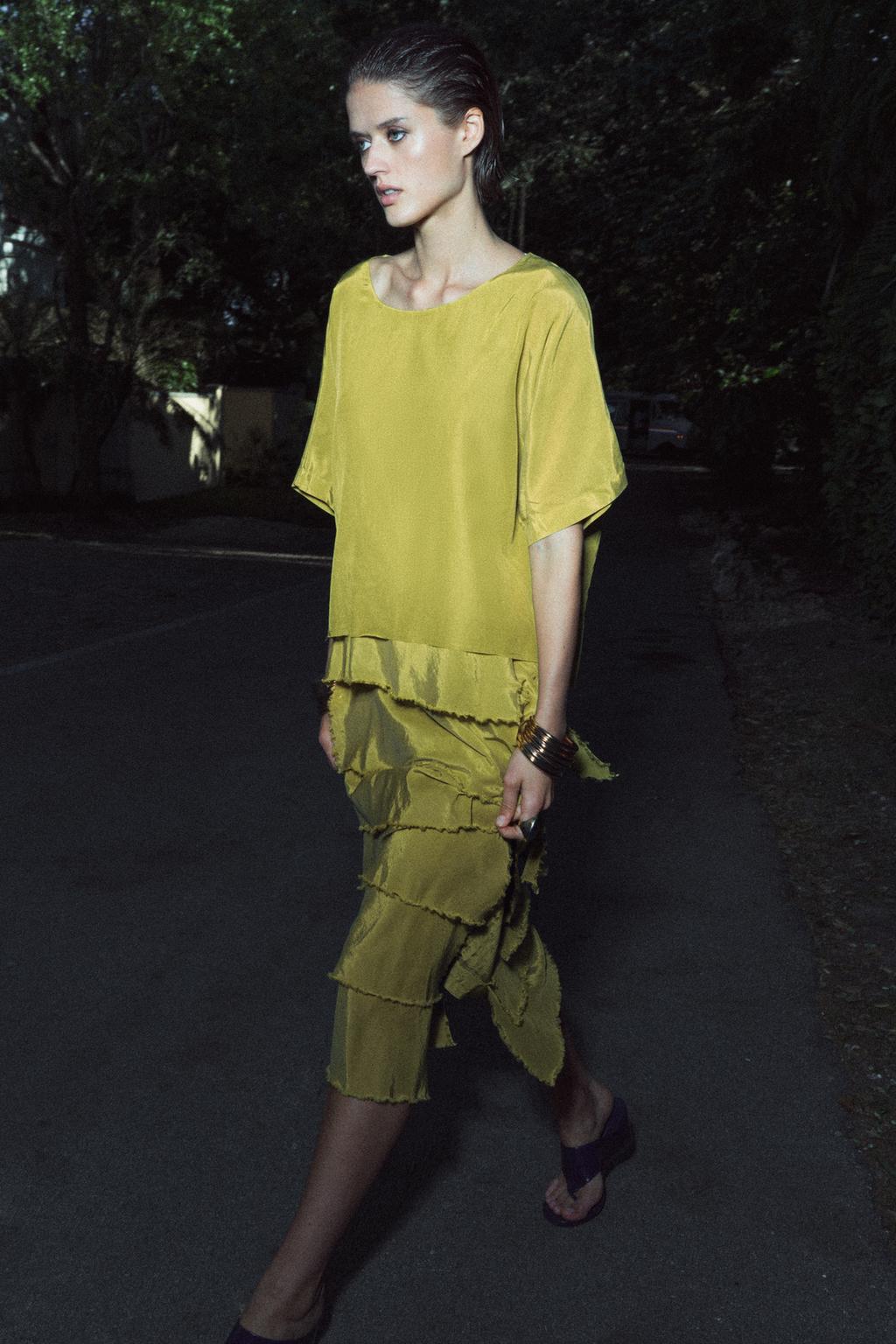

Платье с оборками ZARA, цвет Lime