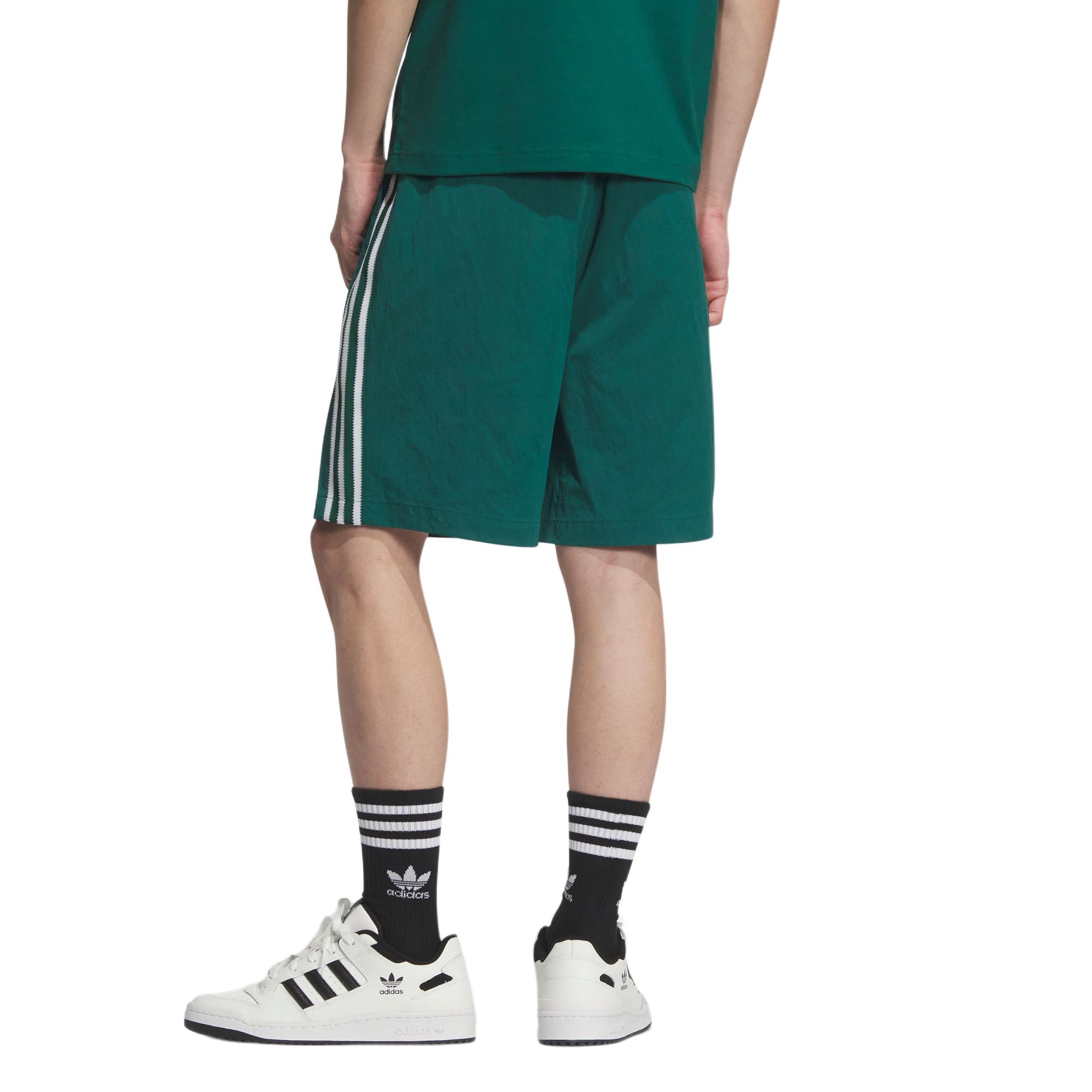 SS25 Woven спортивные шорты Men's Adidas Originals, зеленый — фото 2