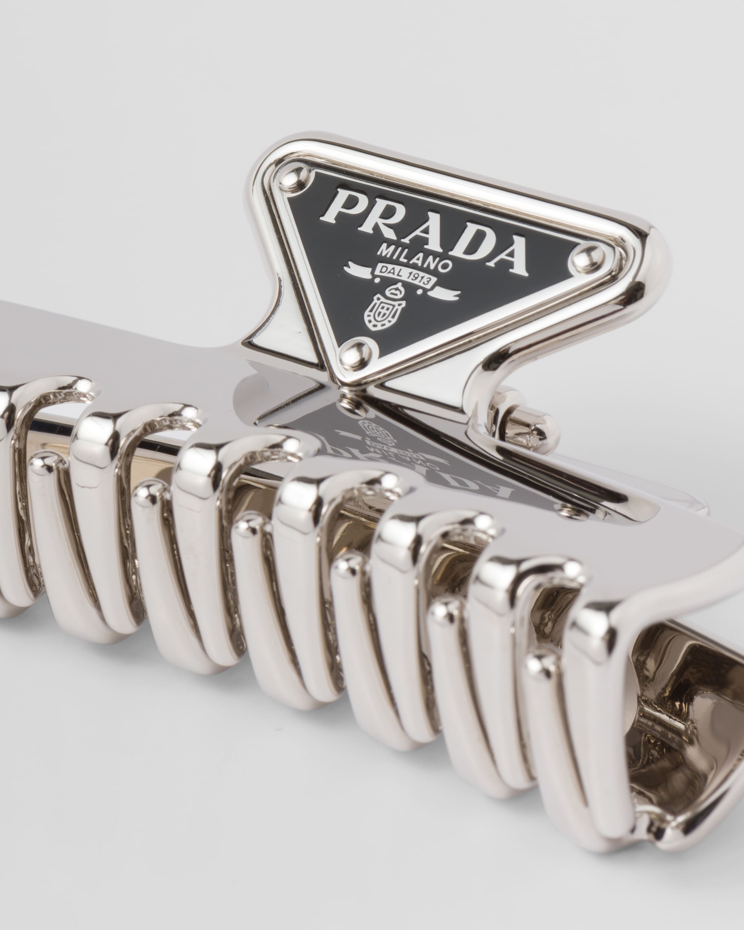 Металлическая заколка для волос Prada, серый — фото 2