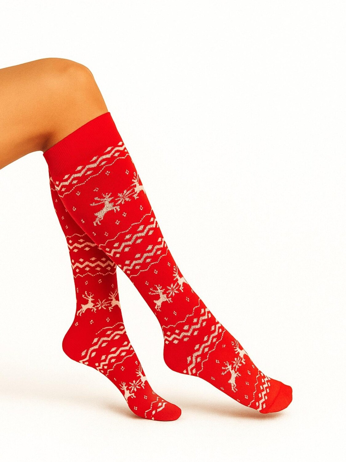 

Lycille Высокие носки в красном цвете