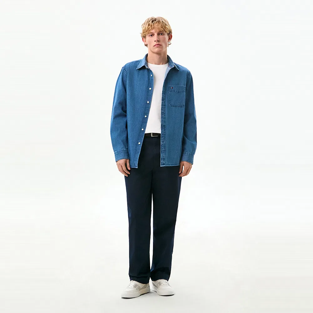 Мужская джинсовая рубашка Regular Fit синего цвета от Tommy Hilfiger — фото 2
