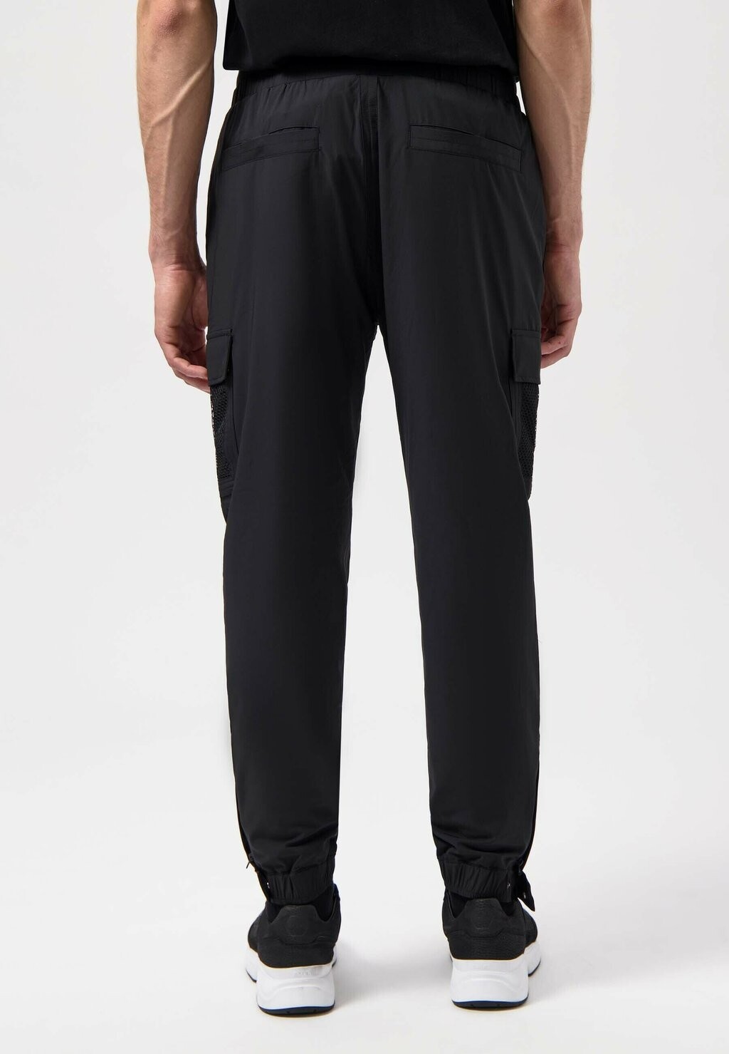 

Брюки карго HEXLINE REGULAR FIT BALR., черный