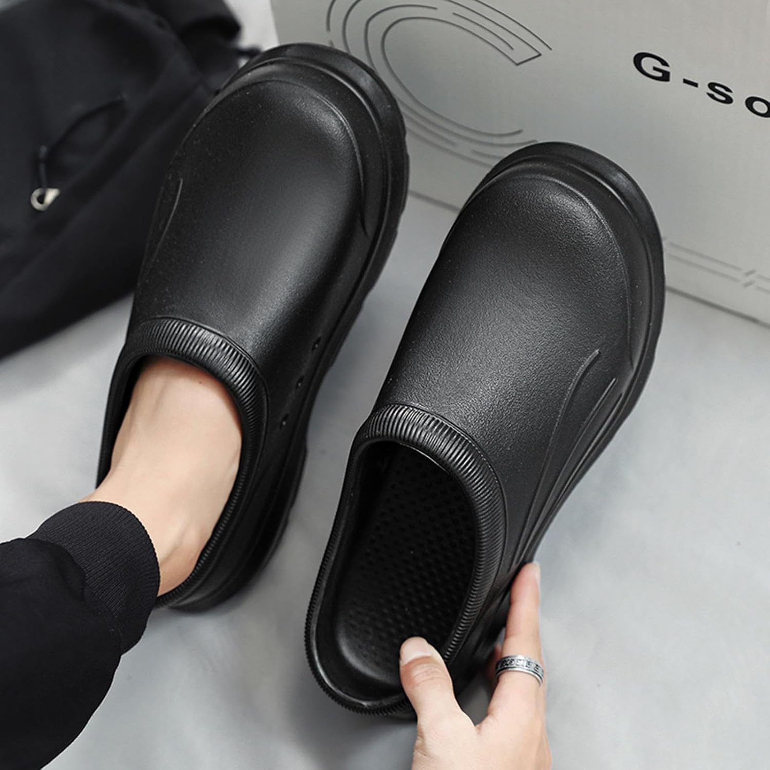Профессиональные кухонные сабо ihinzry Chef Clogs с нескользящей подошвой - водонепроницаемые, маслостойкие рабочие сабо для поваров, черный — фото 4