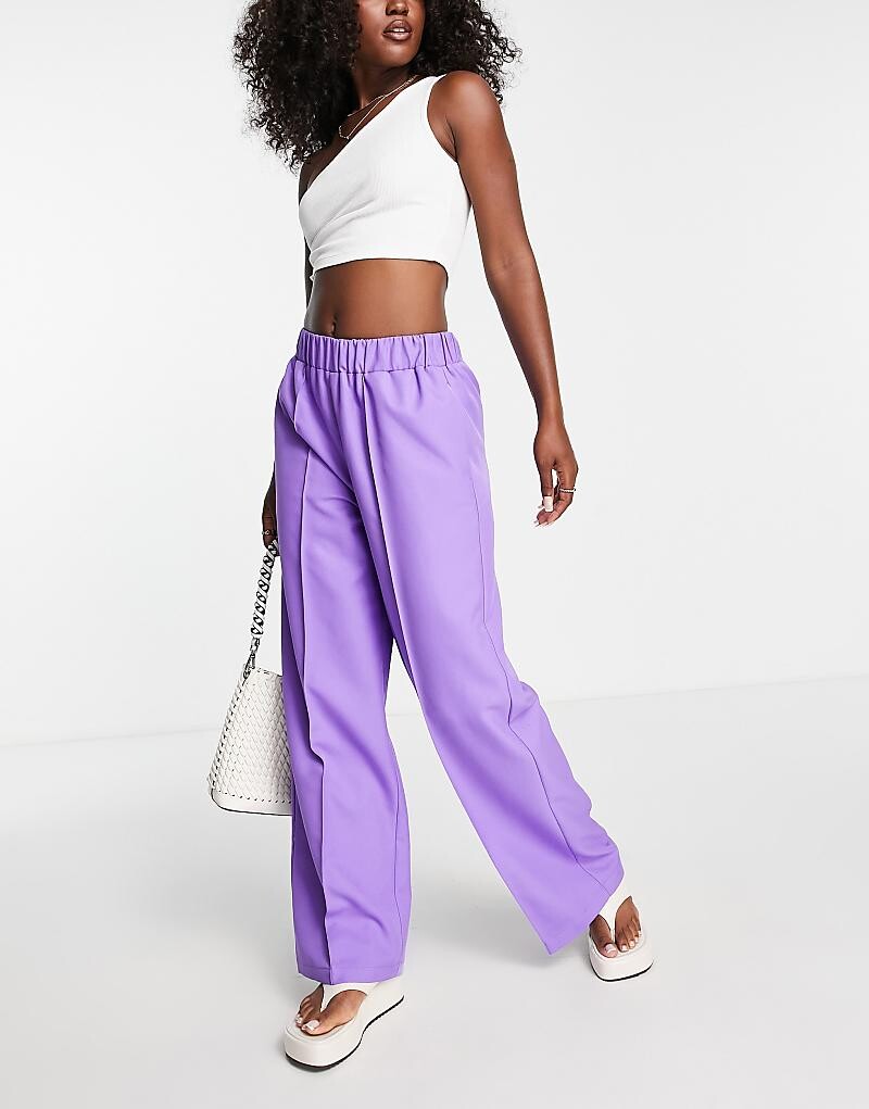 

ASOS DESIGN – Элегантные брюки фиолетового цвета с эластичным поясом