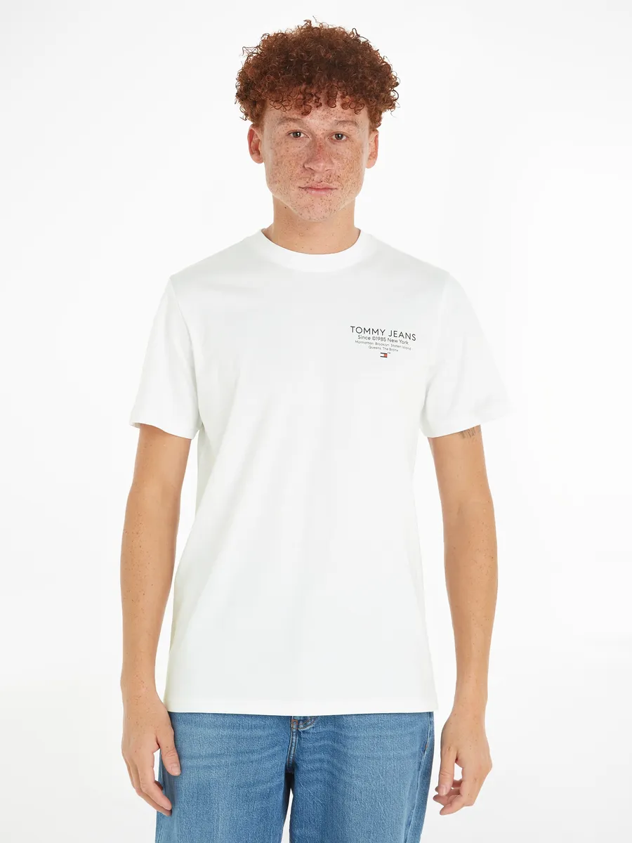 

Футболка Tommy Jeans "TJM SLIM ESSTNL GRAPHIC TEE EXT" с принтом логотипа Tommy Jeans, белый