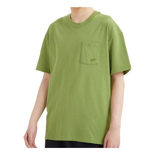 

Футболка sportswear pocket solid color short sleeve green Nike, зеленый