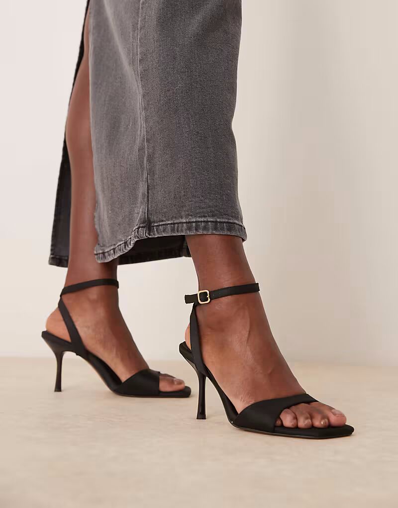 Босоножки ASOS DESIGN Wide Fit Hollow на едва заметном каблуке черного цвета