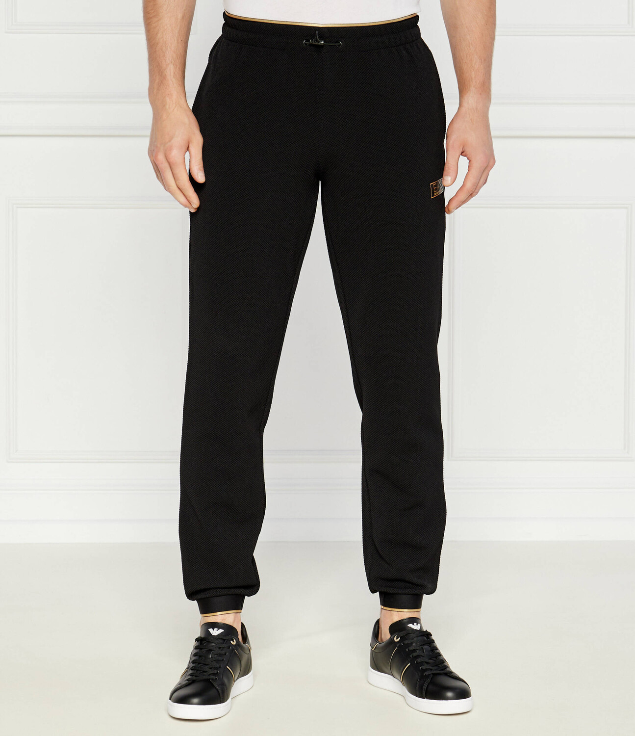 

Спортивные брюки EA7 Regular Fit, черный
