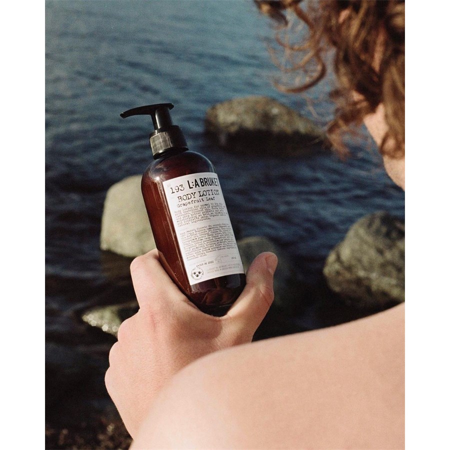 Лосьон для тела 193 body lotion grapefruit leaf La Bruket, объем 240 мл — фото 2