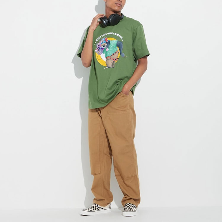Футболка X Disney Co-branded SS23, унисекс, зеленая Uniqlo, зеленый — фото 2