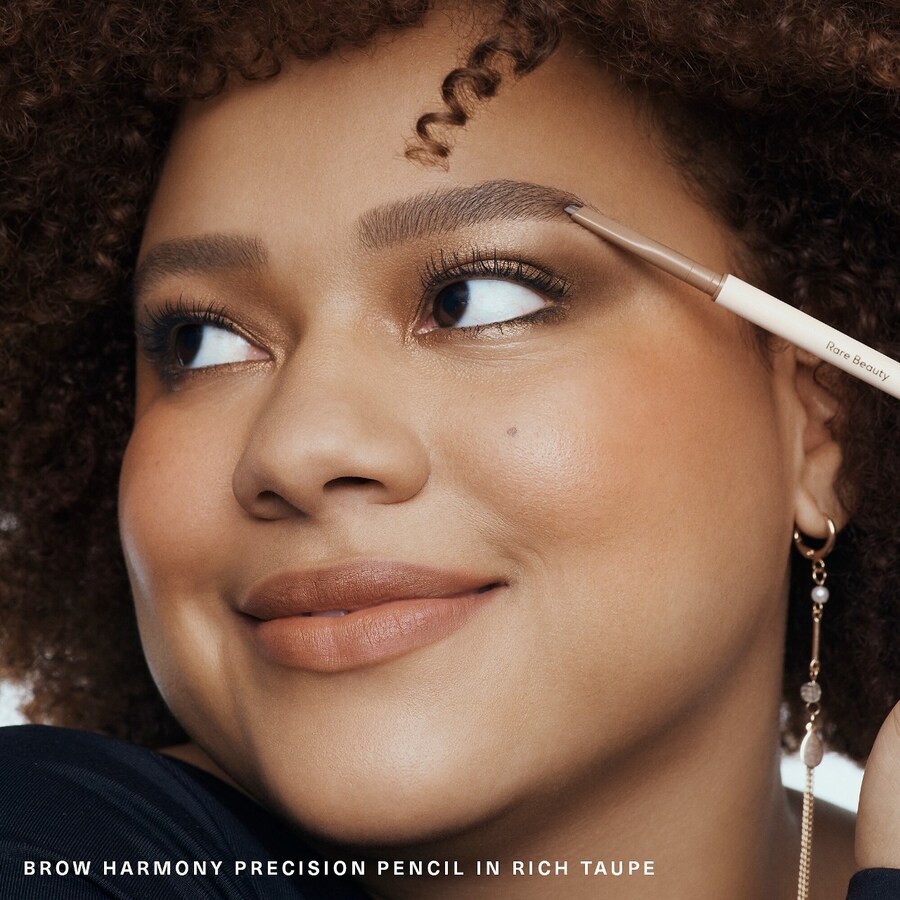 Карандаш для бровей Brow Harmony Precision Rare Beauty by Selena Gomez, 0.003 oz /0.08g, Rich Taupe — фото 3