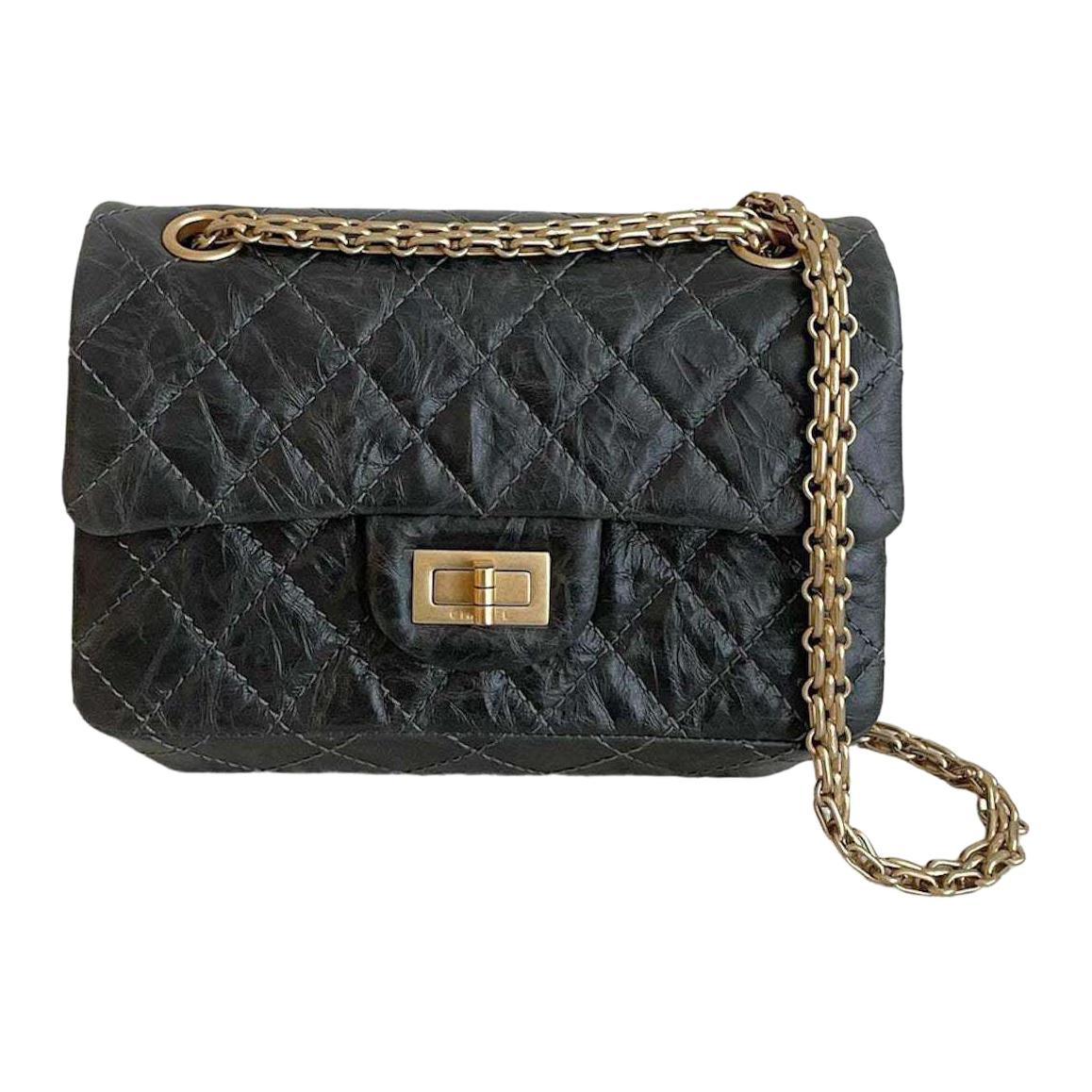 CHANEL Кожаная клатч через плечо миниатюрный женский черный — фото 3