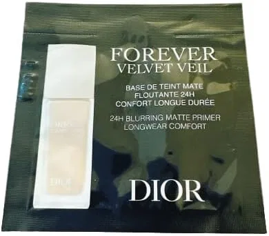 Тональная основа Dior Diorskin Forever Velvet Veil 0.7 мл