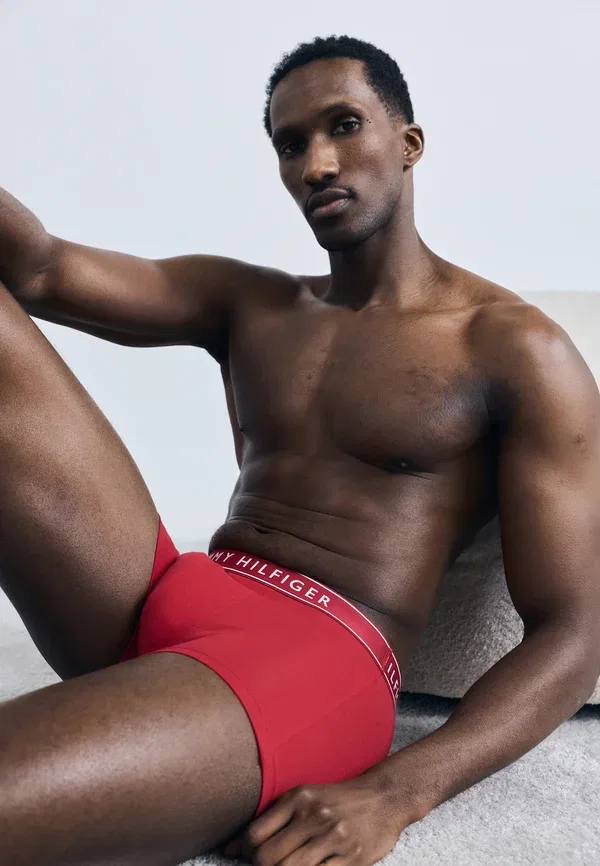 Комплект трусов из 3 штук Tommy Hilfiger, белый/красный — фото 3