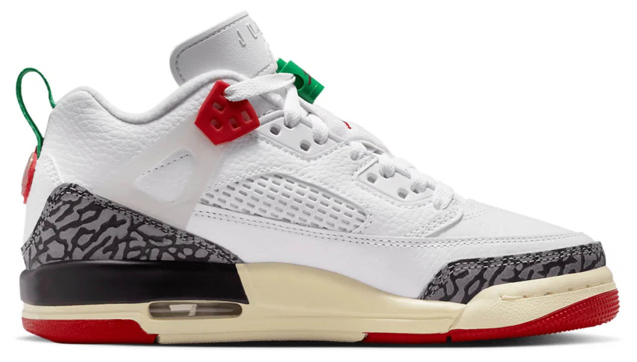 Кроссовки для мальчиков Spizike Low Jordan, цвет White/Varsity Red
