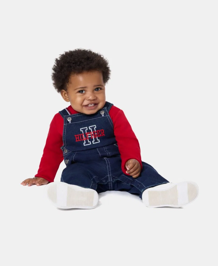 Комплект из джинсового комбинезона и боди с длинным рукавом Tommy Hilfiger, Denim/Red