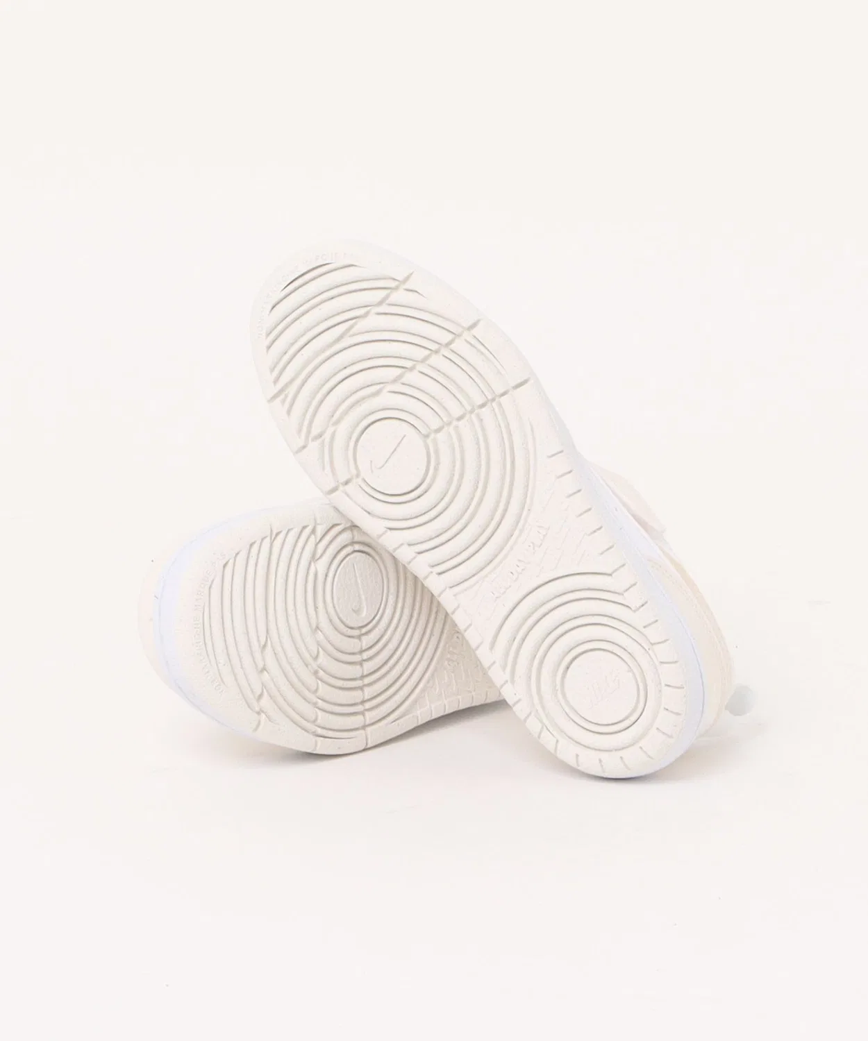 Детские кроссовки с ремешком Court Borough Low Bball PS NIKE, White/Shimmer/Chalk — фото 3