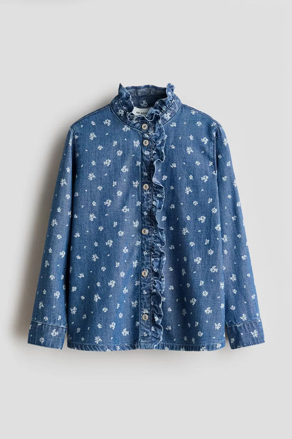 Джинсовая блузка с оборкой H&M, Denimblau/Geblümt — фото 4