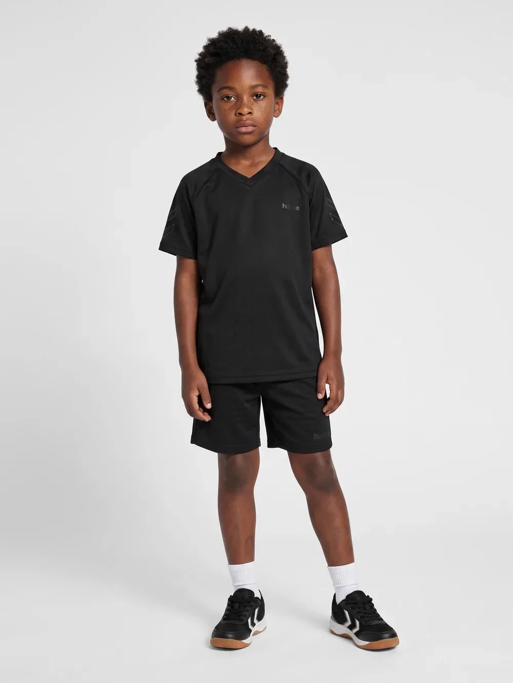 Hmljr reg active t-shirt s/s unisex - print t-shirt Hummel, Black