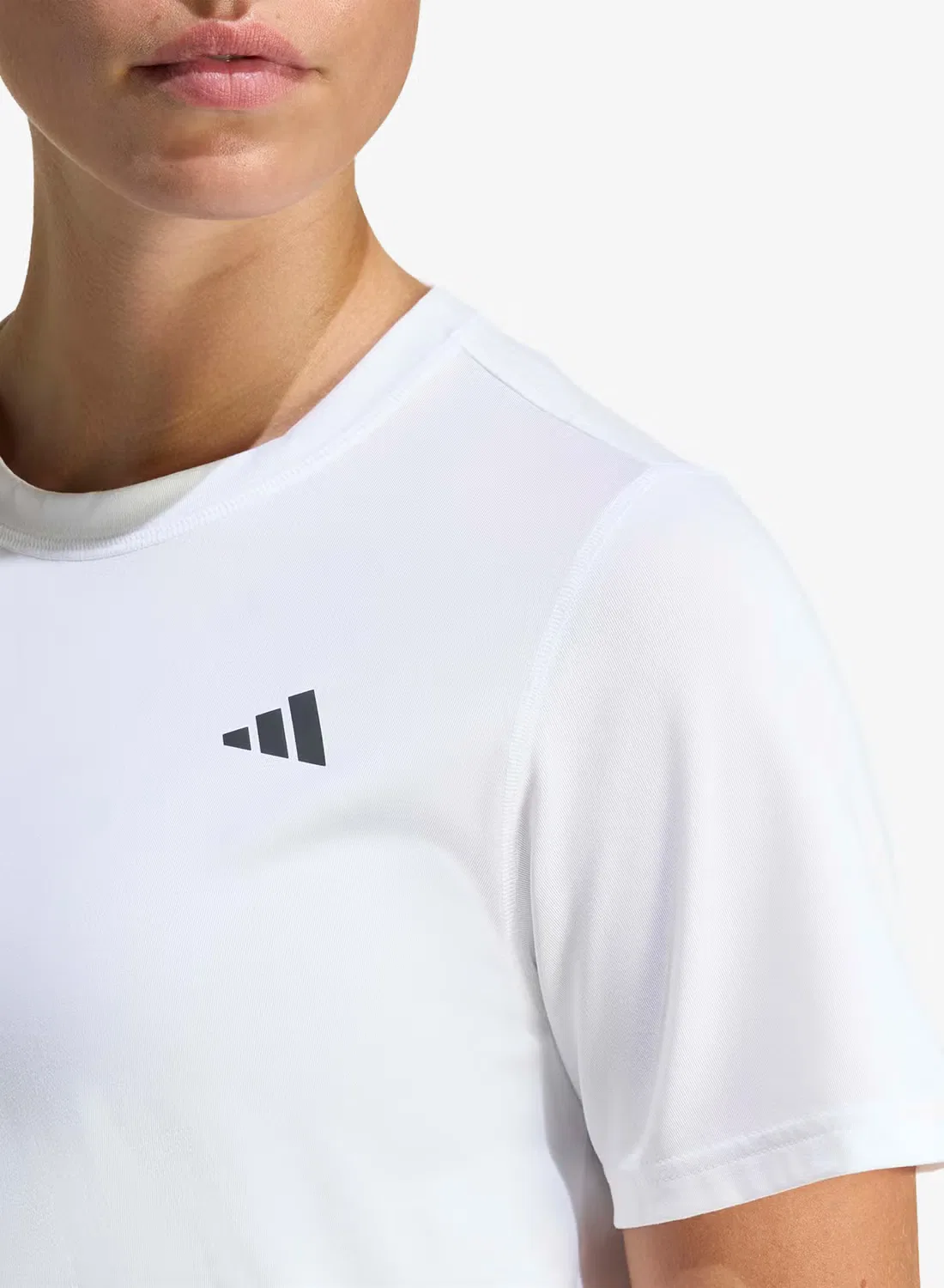 Футболка спортивная с круглым вымом Adidas, белый — фото 4
