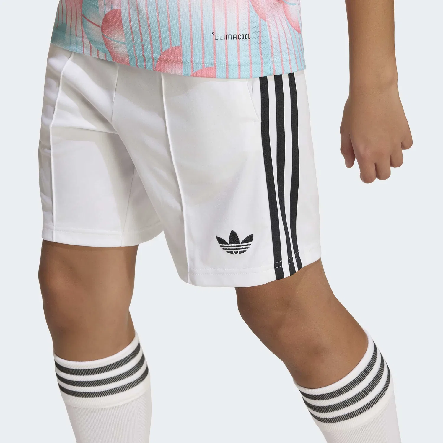 Спортивные брюки Adidas Performance Regular Workout Pants Belgium 26 Away Kids белого цвета — фото 4