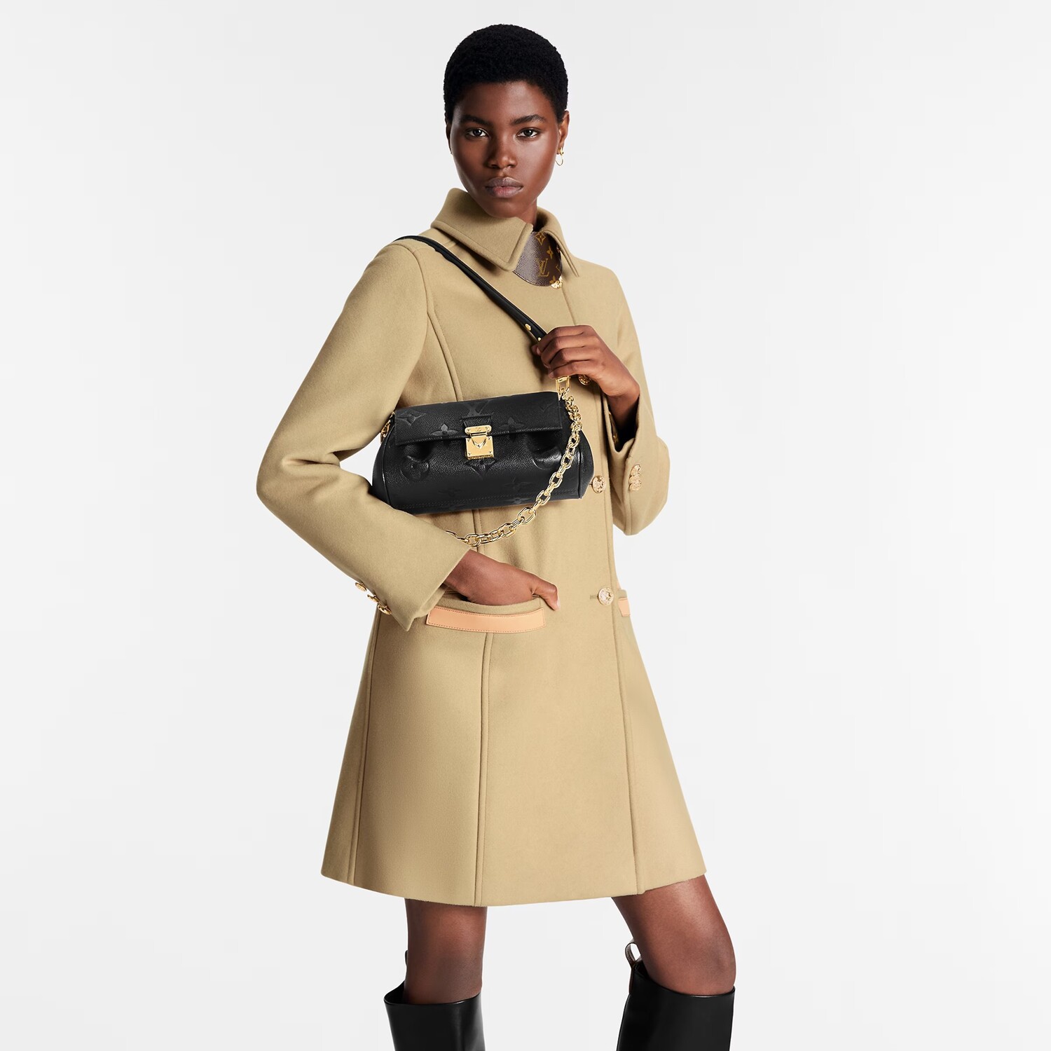 

Сумка Louis Vuitton Favorite, черный