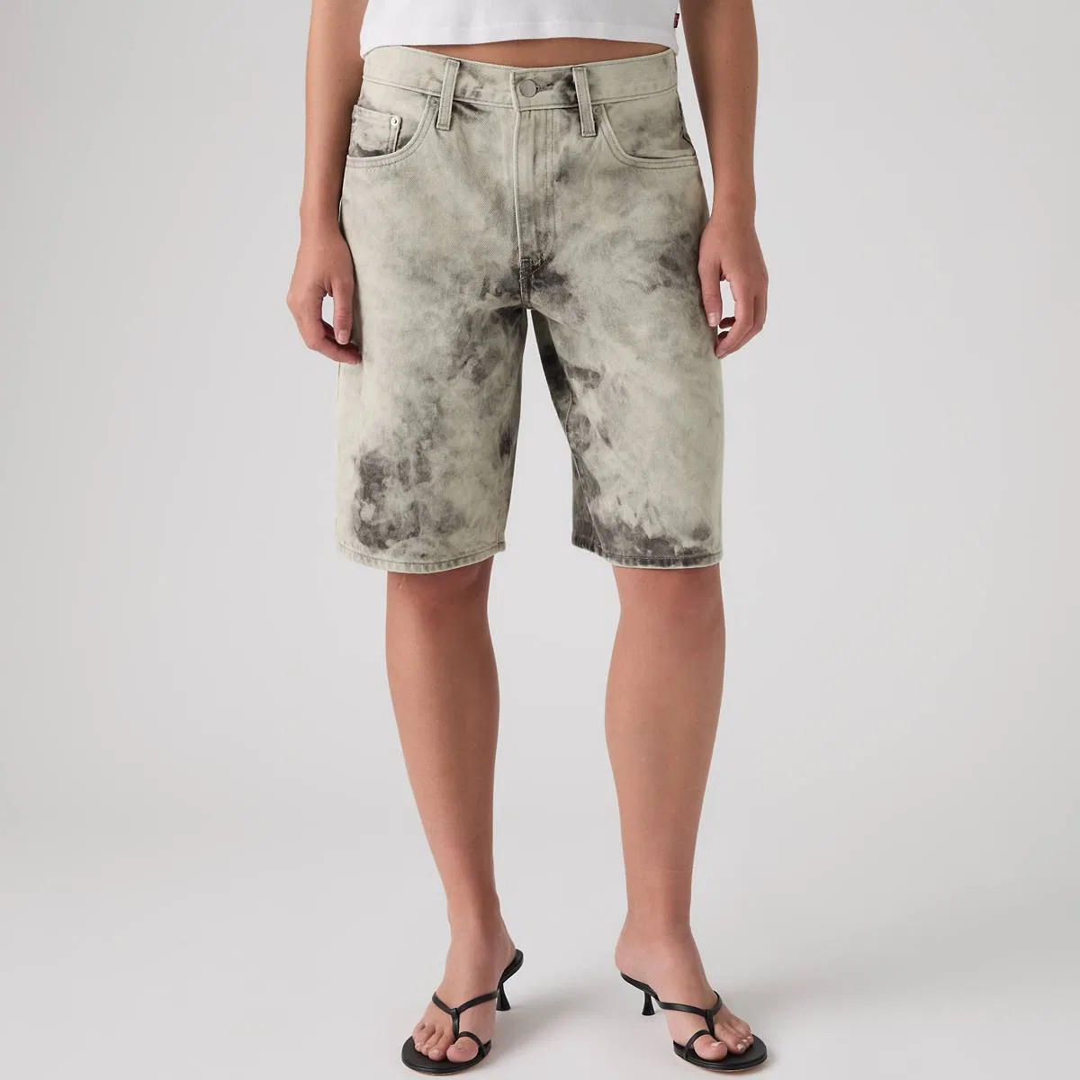 Свободные легкие джинсовые шорты в стиле «папа» Levi's, Soft Smoke Jort - Grey — фото 2