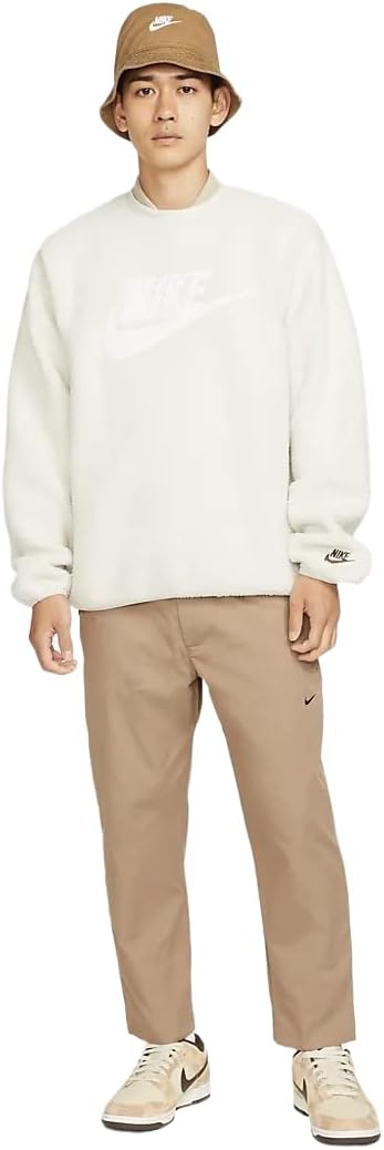 

Мужские укороченные брюки Nike Sportswear от Nike. Разработаны с учетом вашей любимой обуви. Стандартная посадка., Sandalwood/Sail/Ice Silver/Sandalwood