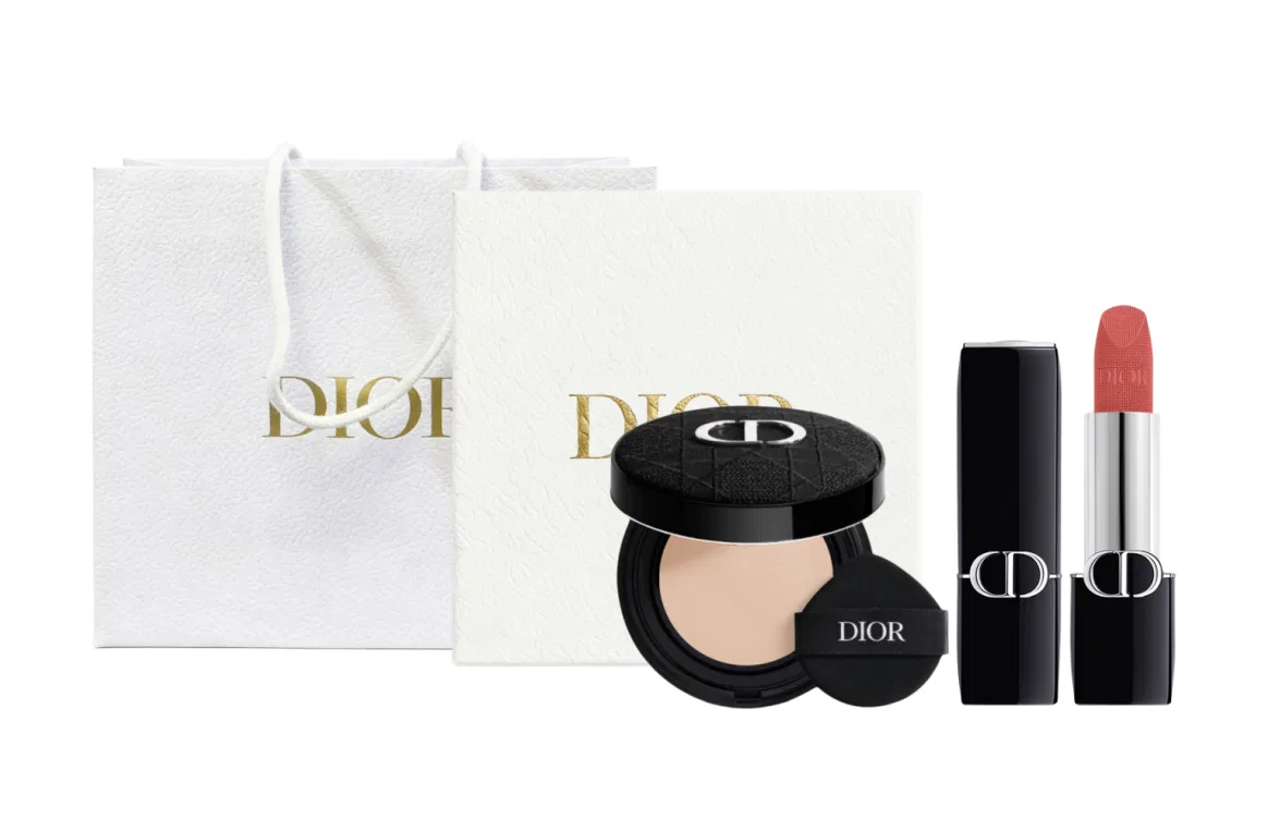 Женский набор косметики с помадой и тональным кремом DIOR, Velvet Lipstick 772, Soft and Radiant Cushion 0N, Black