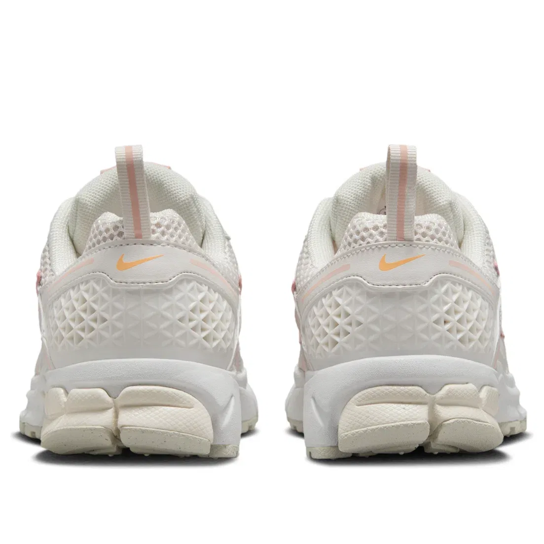 Детские кроссовки с шнуровкой Nike Air Zoom Vomero 5 Phantom Echo Pink, розовый — фото 4