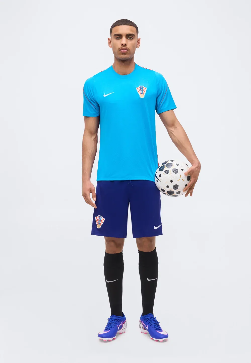 Мужская форма сборной Хорватии Nike Performance, Laser Blue/Red/White — фото 2