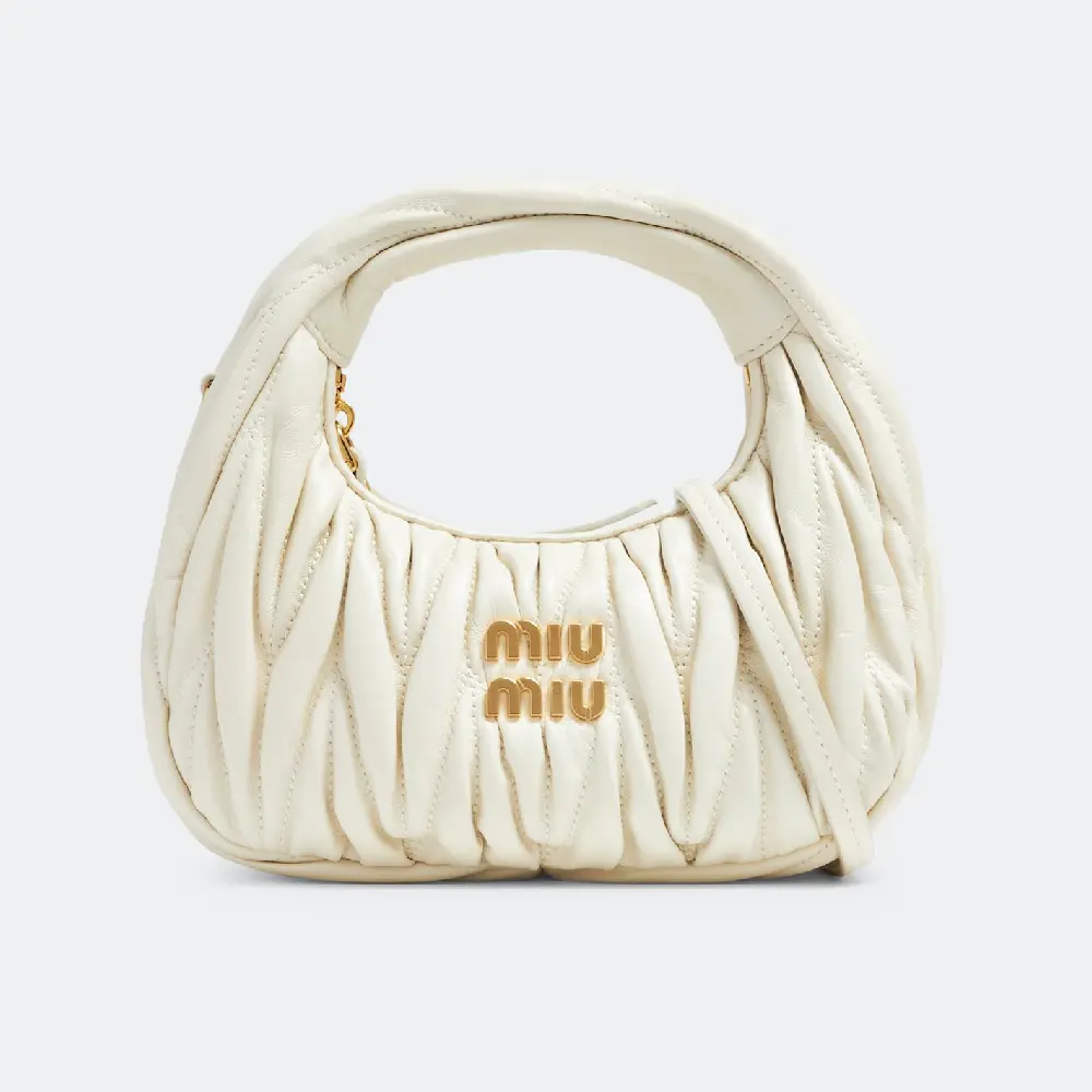 

Сумка Miu Miu Wander Matelassé Hobo Mini, белый