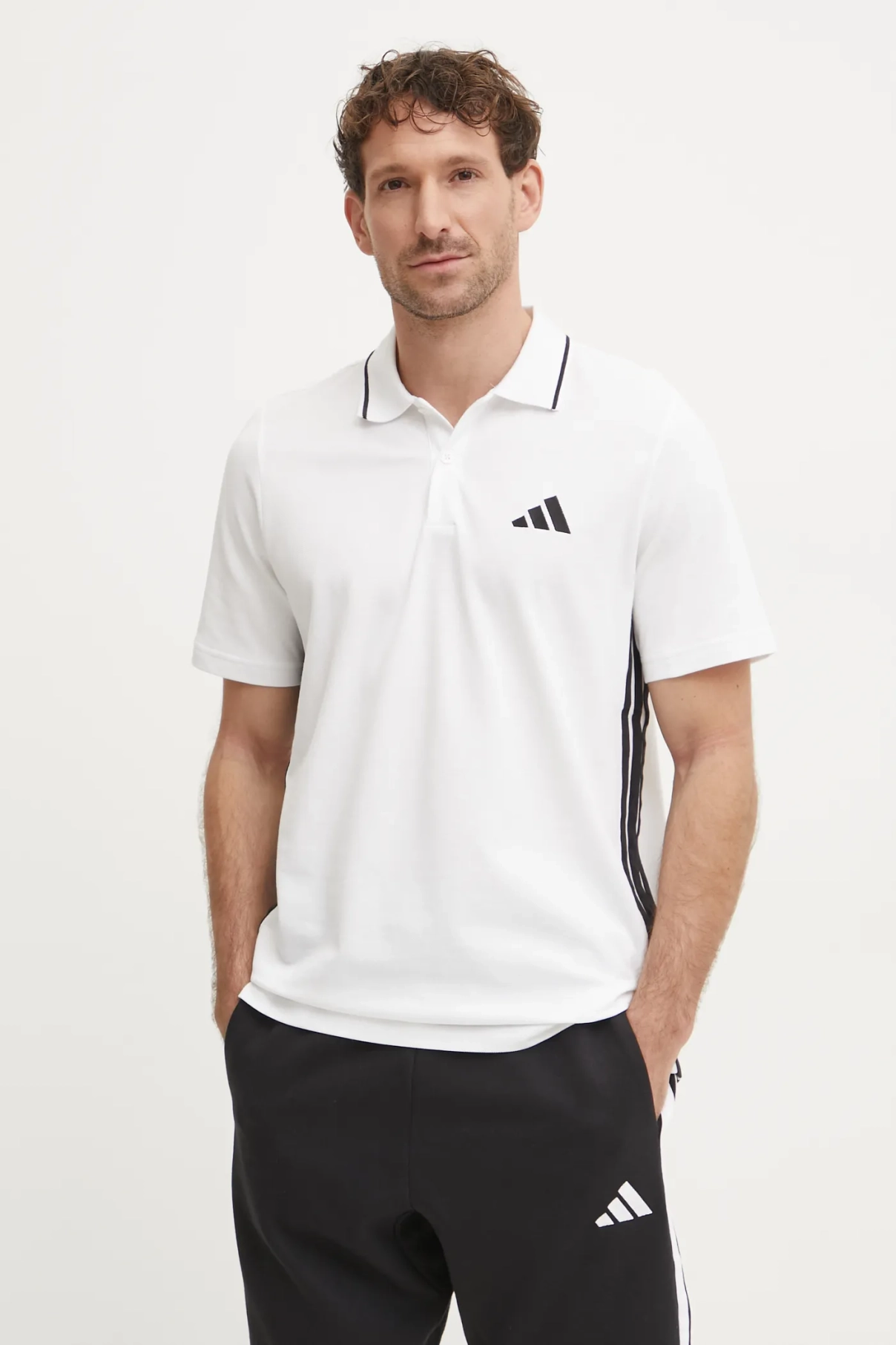

Рубашка-поло Essentials из хлопка adidas, бежевый