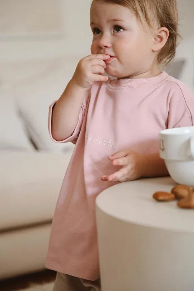Детская футболка с вышивкой для девочек Oh La La Koala For Little Ones, Pink