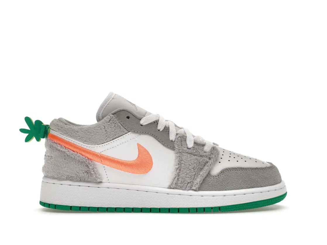 Детские кроссовки Lifestyle с принтом моркови Jordan 1 Low SE Rabbit Jordan, Light Smoke Grey/Total Orange-White-Stadium Green