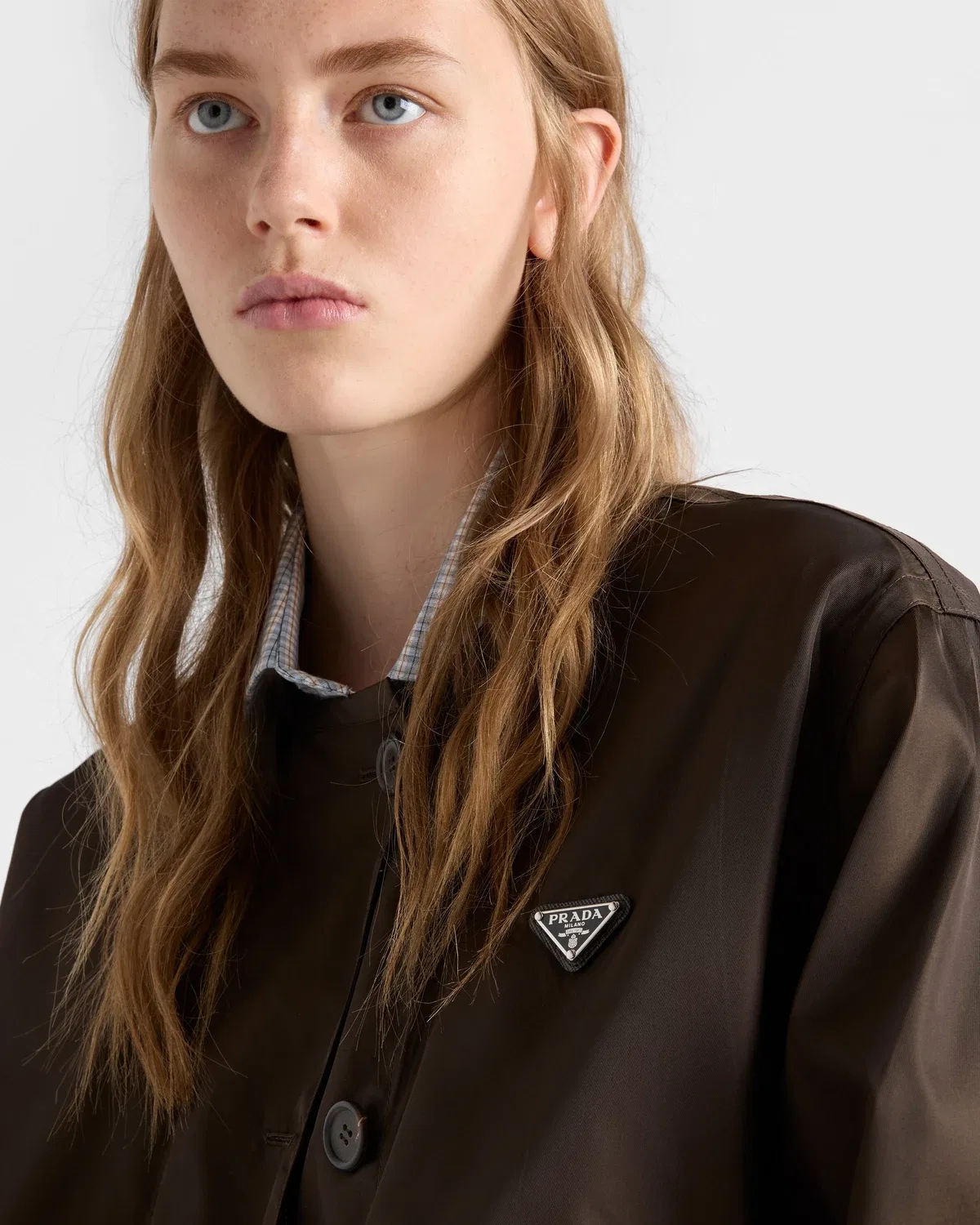 Куртка-блузон из Re-Nylon с длинным рукавом Prada, коричневый — фото 4