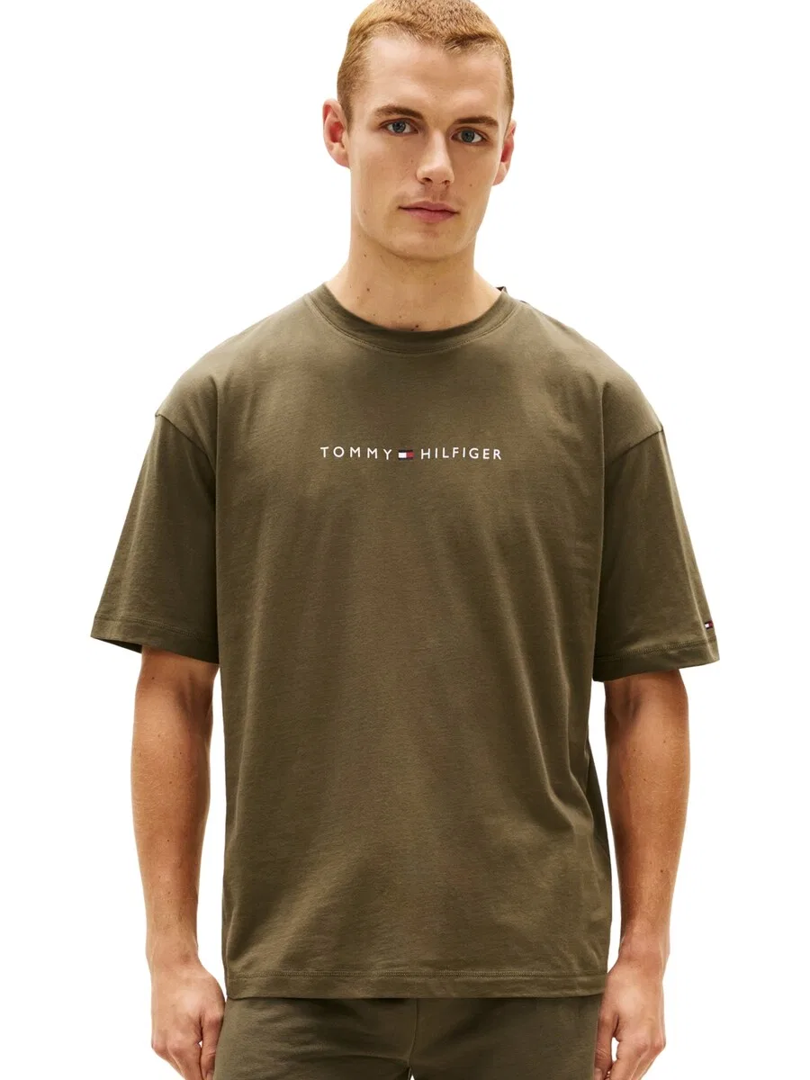 Футболка TOMMY HILFIGER темно-зеленого цвета — фото 2