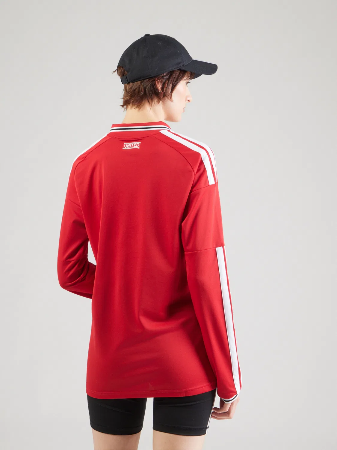 Футболка Adidas Performance Shirt Manchester United 26/27 красного цвета — фото 4