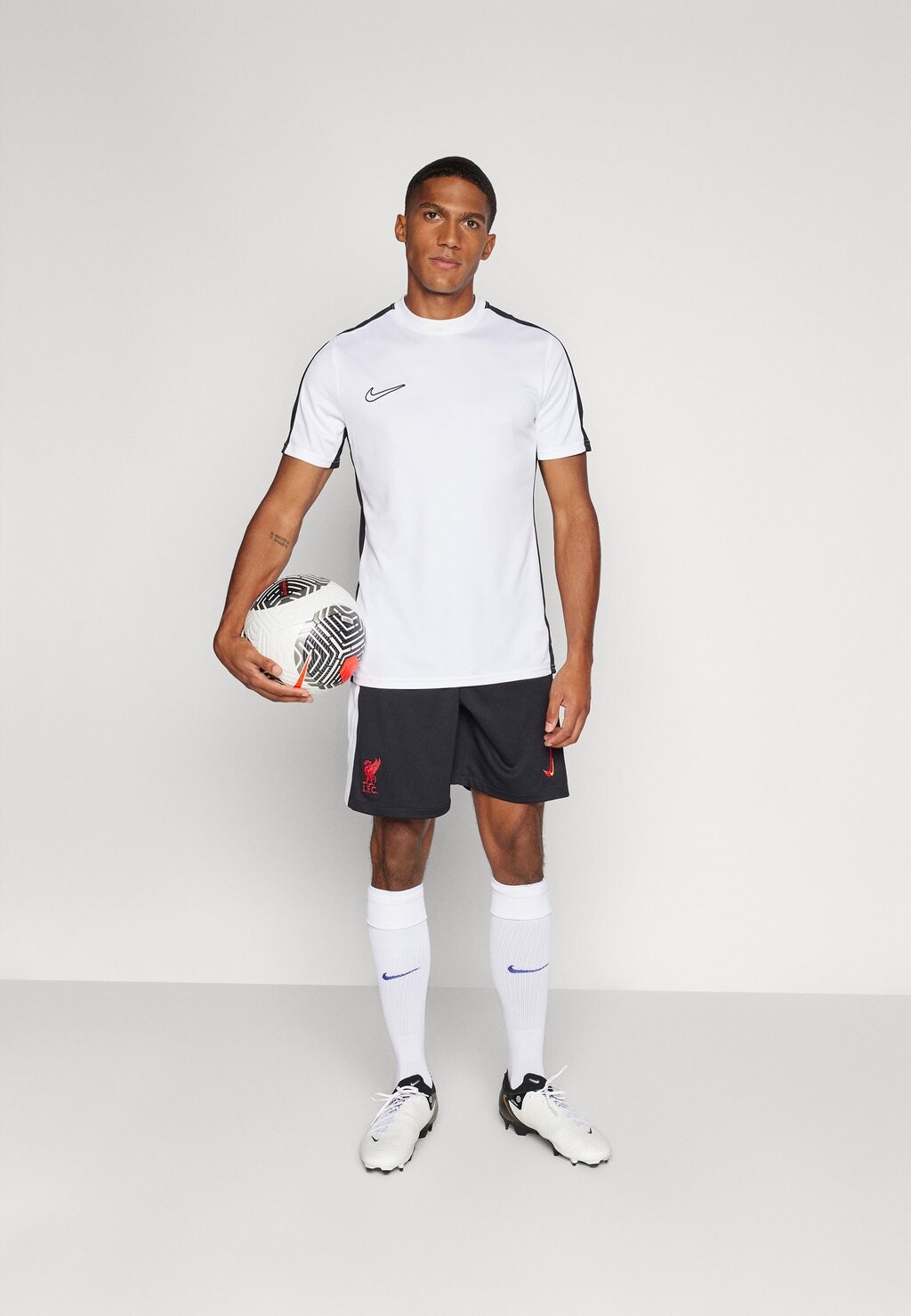 

Спортивные шорты LFC Nike Performance, черный