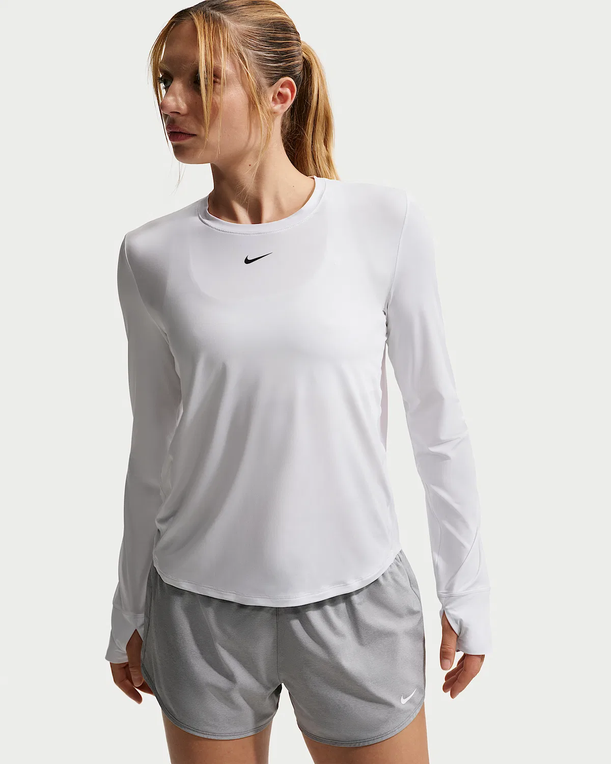 Женский топ Nike One Classic с длинным рукавом Dri-FIT, White/Black