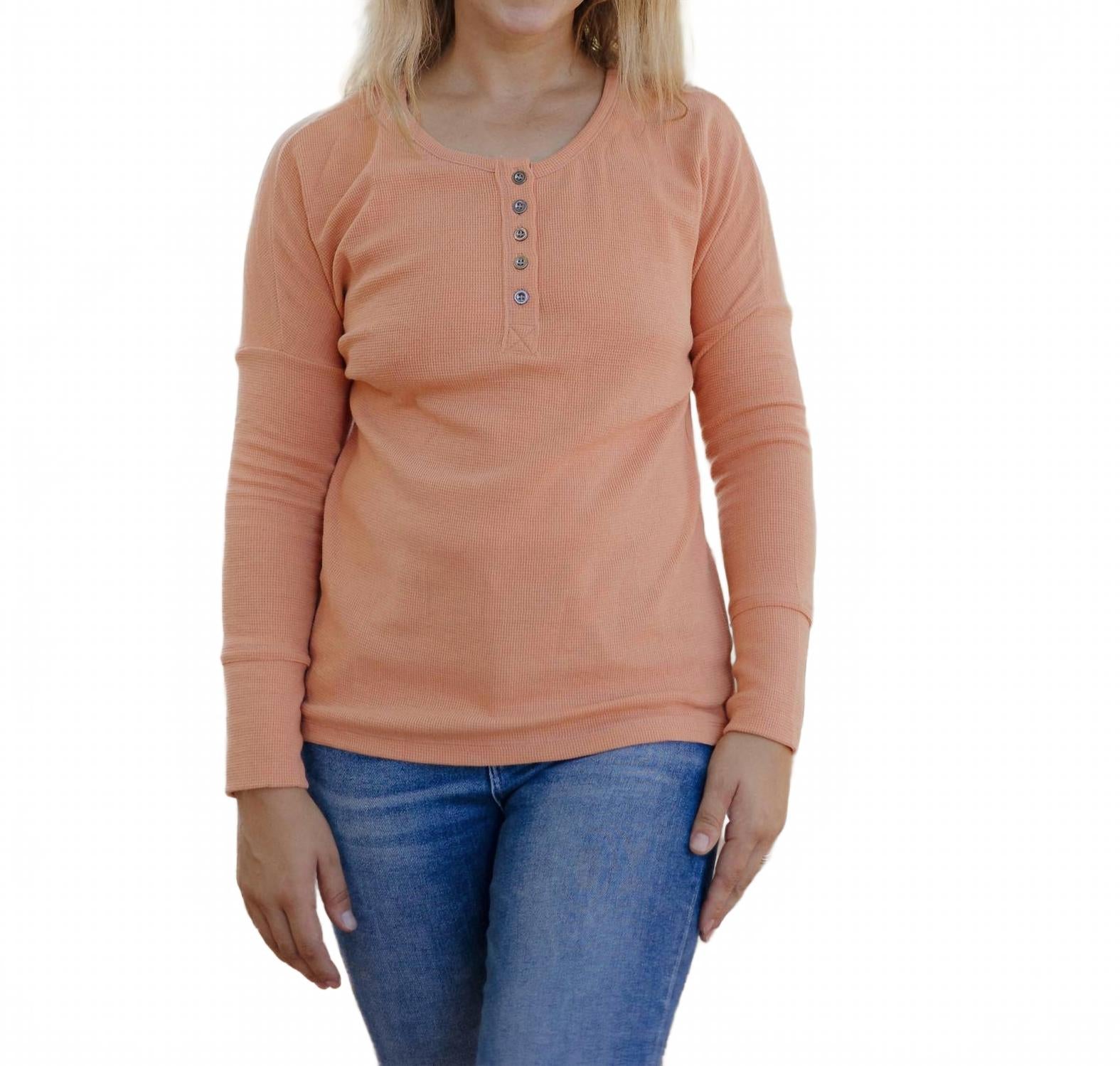 

Каммила лонгслив хенли топ в лососевом Threaded Pear, Salmon