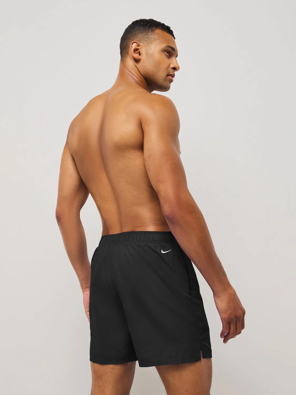 Плавки Nike Swim Men's Logo Lap 5 Volley Black, черный — фото 3