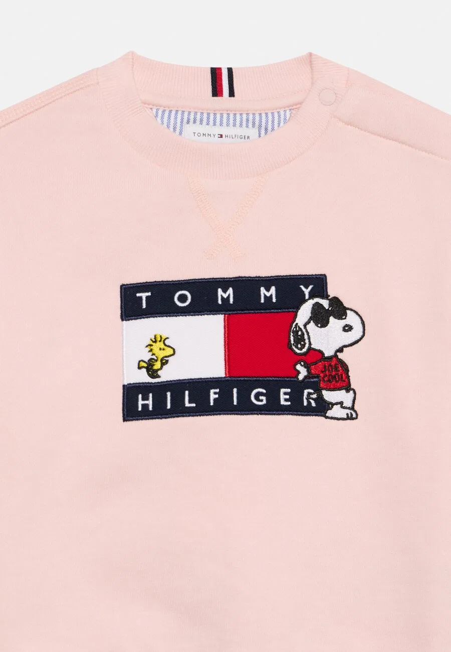 Толстовка TOMMY HILFIGER 'PEANUTS' нежно-розового цвета — фото 3