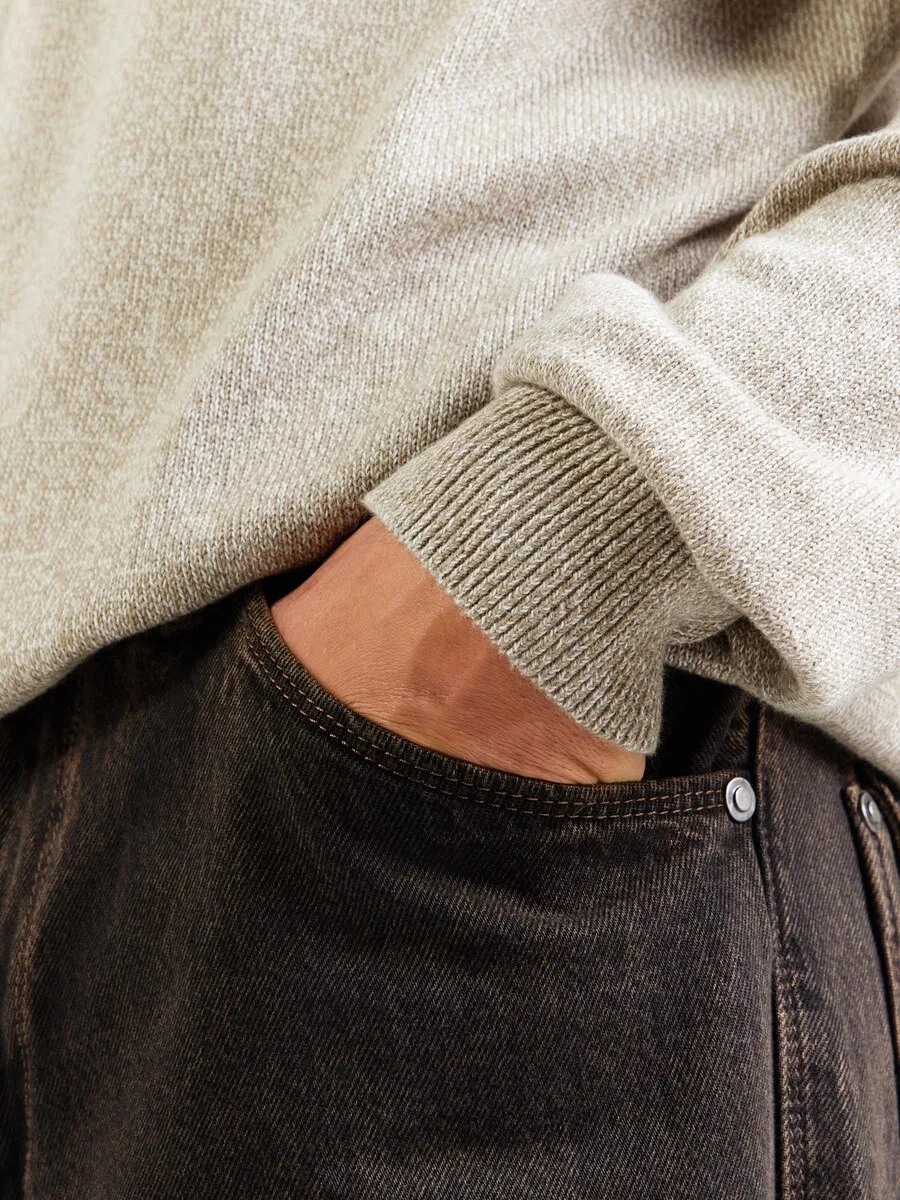 Свитер LEVI'S 'Lightweight Housemark Sweater' светло-коричневого цвета — фото 3